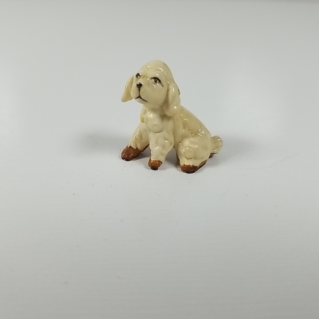 Vintage Dog Puppy Figurine Ceramic Porcelain Cocker Spaniel Sitting Miniature Vintage Dog Puppy Figurine Ceramic Porcelain Cocker Spaniel Sitting Miniature