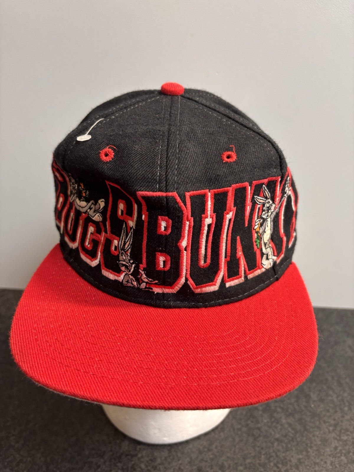 Vintage Looney Tunes Bugs Bunny Black Red Adjustable Snapback Cotton Cap Hat