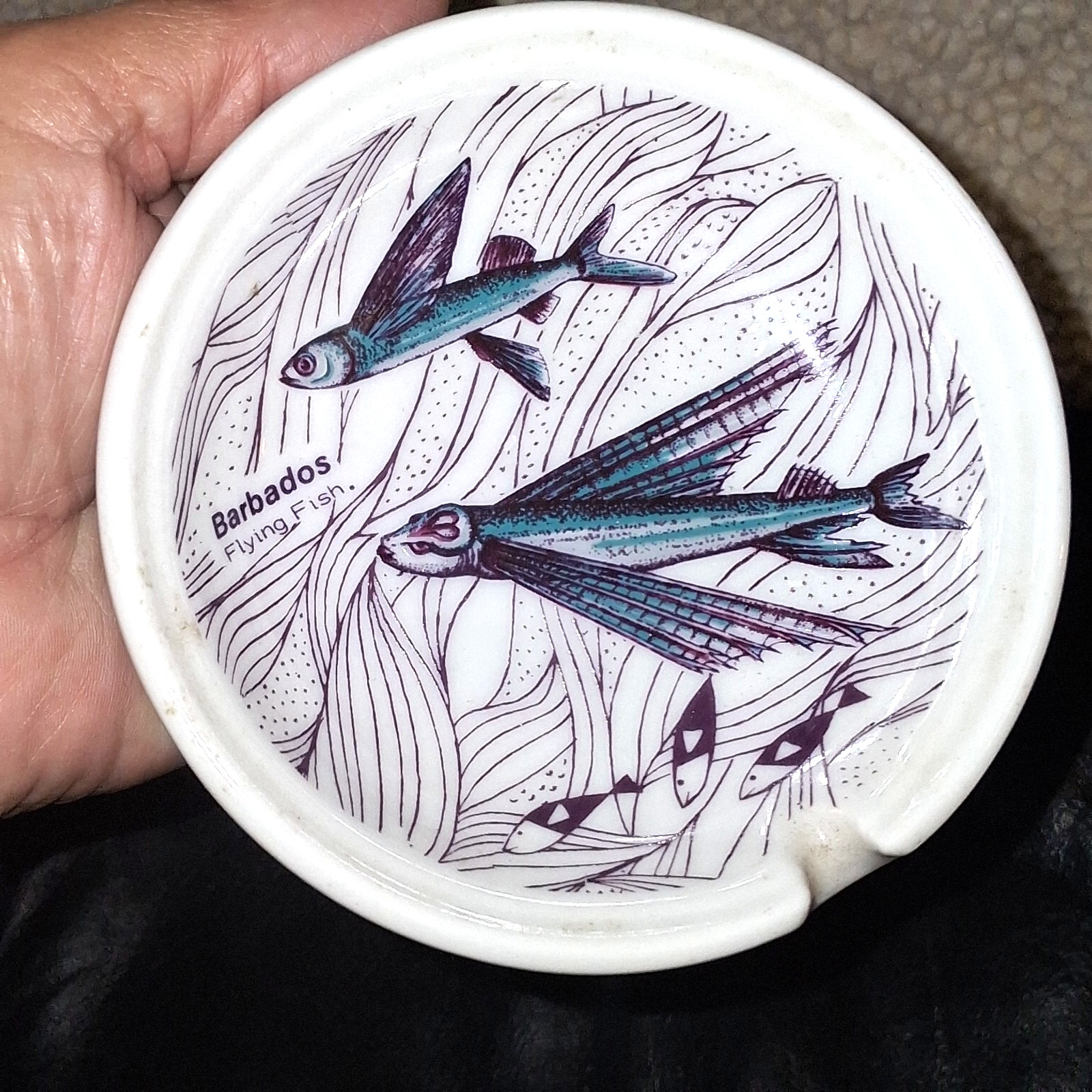 VINTAGE BARBADOS FLYING FISH PORCELAIN ASHTRAY DISH 4 VINTAGE BARBADOS FLYING FISH PORCELAIN ASHTRAY DISH 4