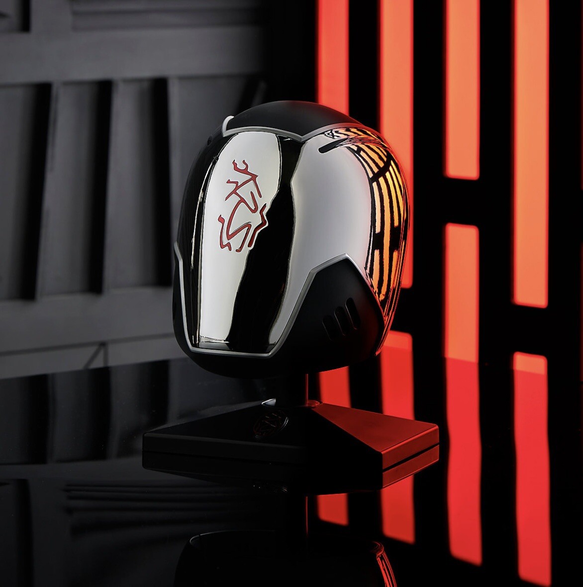 🔥Star Wars - HELMET OF THE REN - Galaxy’s Edge💥