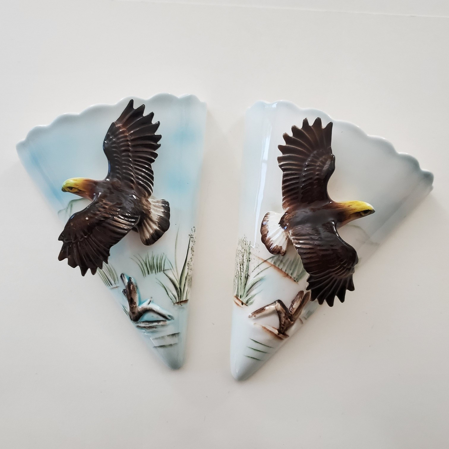 Set Of 2 Vintage 1959 Holt Howard Golden Eagle Bird Wall Pockets   6\