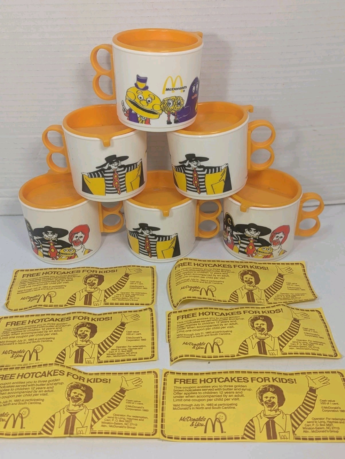 McDonald’s Vintage 1983 Travel Sippy Coffee Cups Mugs w/ Lid Set Of 6 + Coupons McDonald’s Vintage 1983 Travel Sippy Coffee Cups Mugs w/ Lid Set Of 6 + Coupons