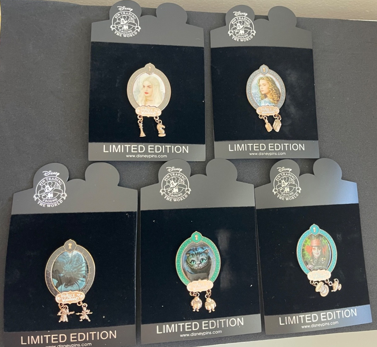 Disney Shopping Tim Burton\'s Alice in Wonderland Live Action LE 100 Full Set
