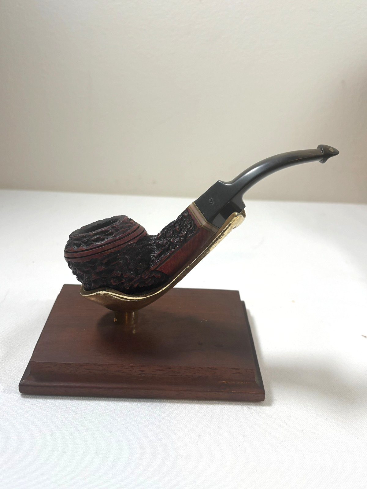 Peterson Emerald 80S Rusticated Bulldog Tobacco Pipe Made in Ireland