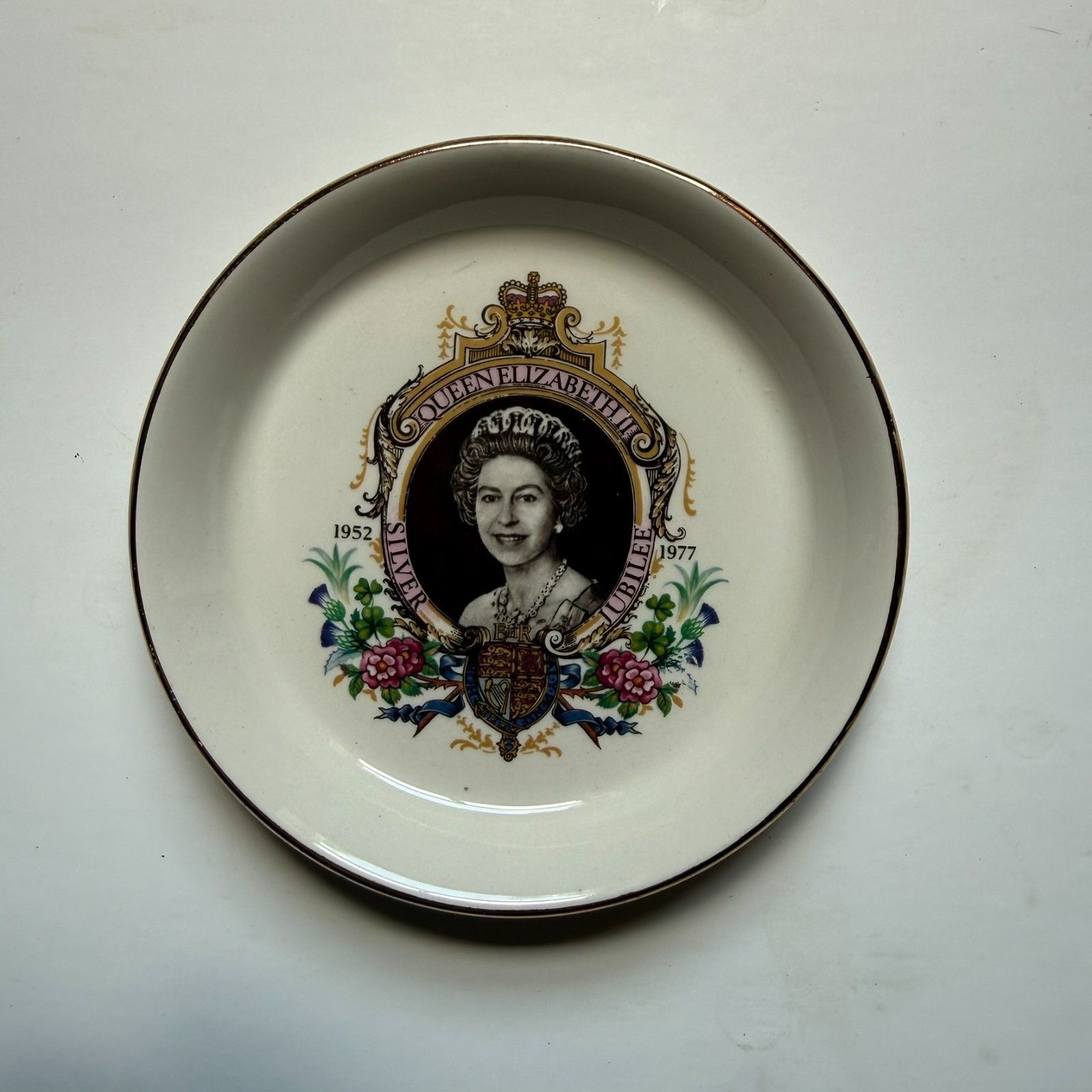 Vintage Queen Elizabeth II Silver Jubilee Plate 1977 – 4.375\