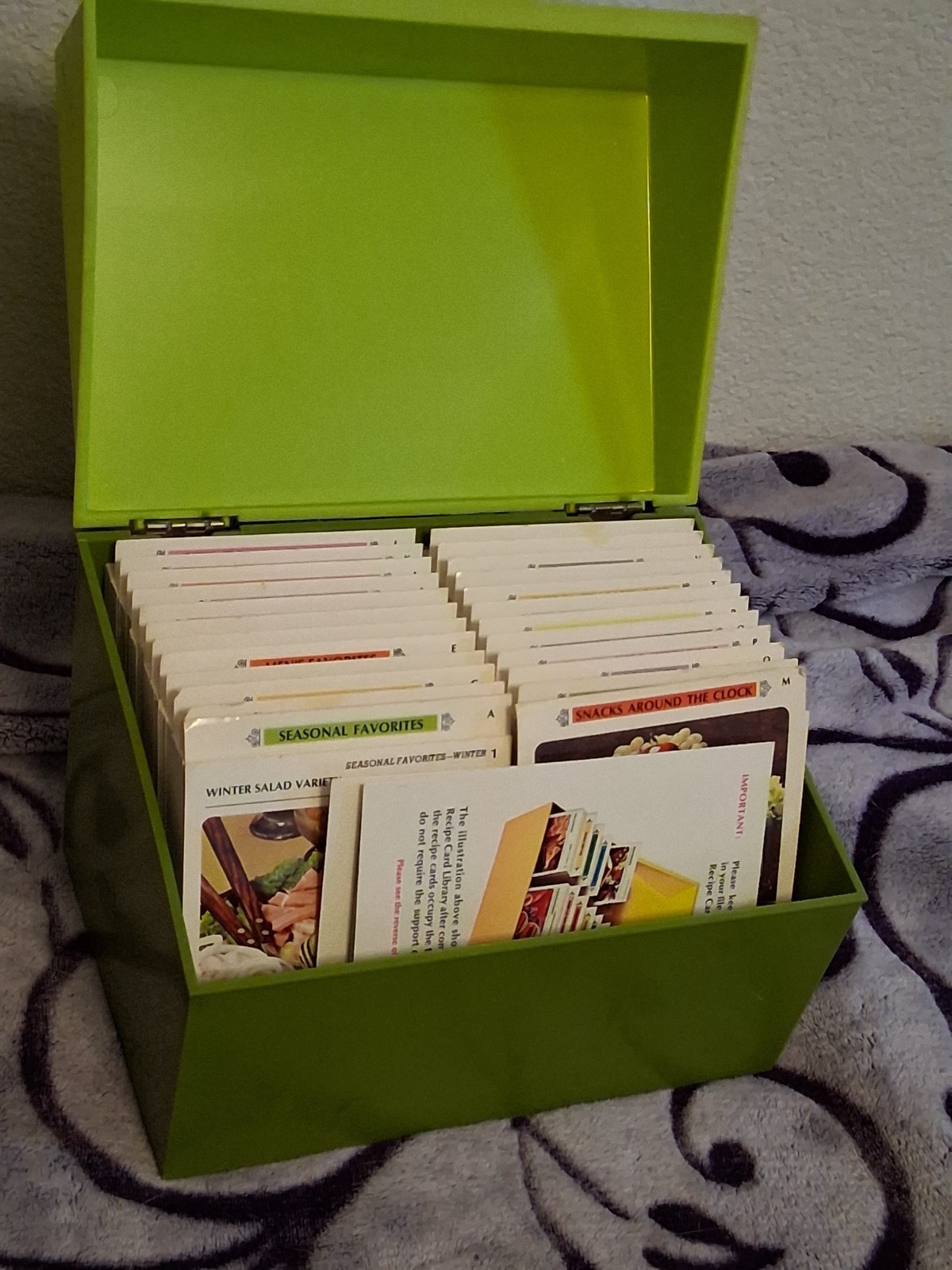 Vintage Betty Crocker's 1970s MCM Avocado Green Two Tone Recipe Card Library Vintage Betty Crocker's 1970s MCM Avocado Green Two Tone Recipe Card Library