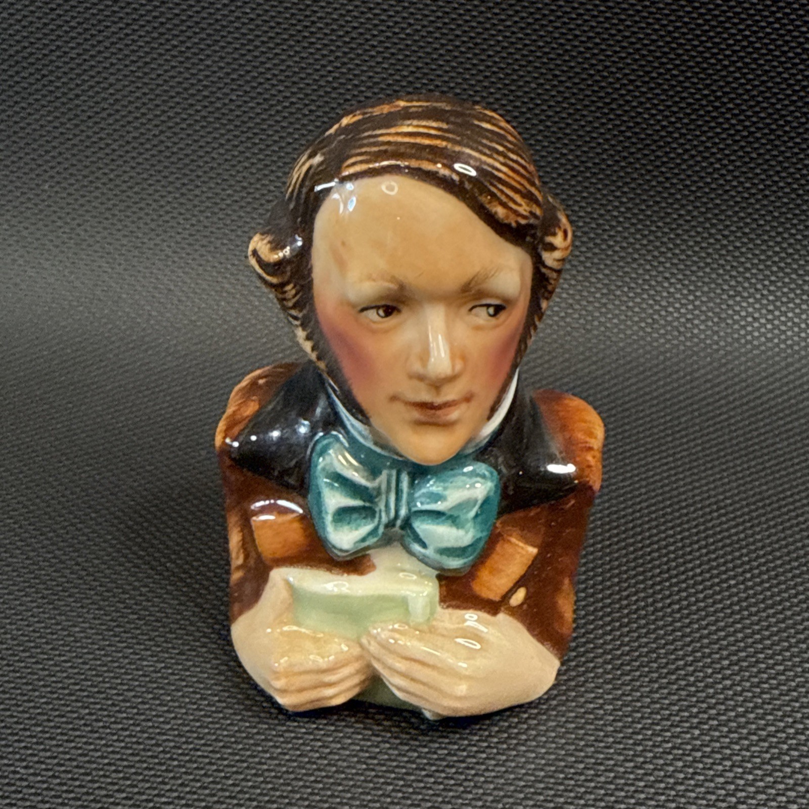 Dickens House Museum Candle Snuffer Nicholas Nickleby Porcelain Figurine
