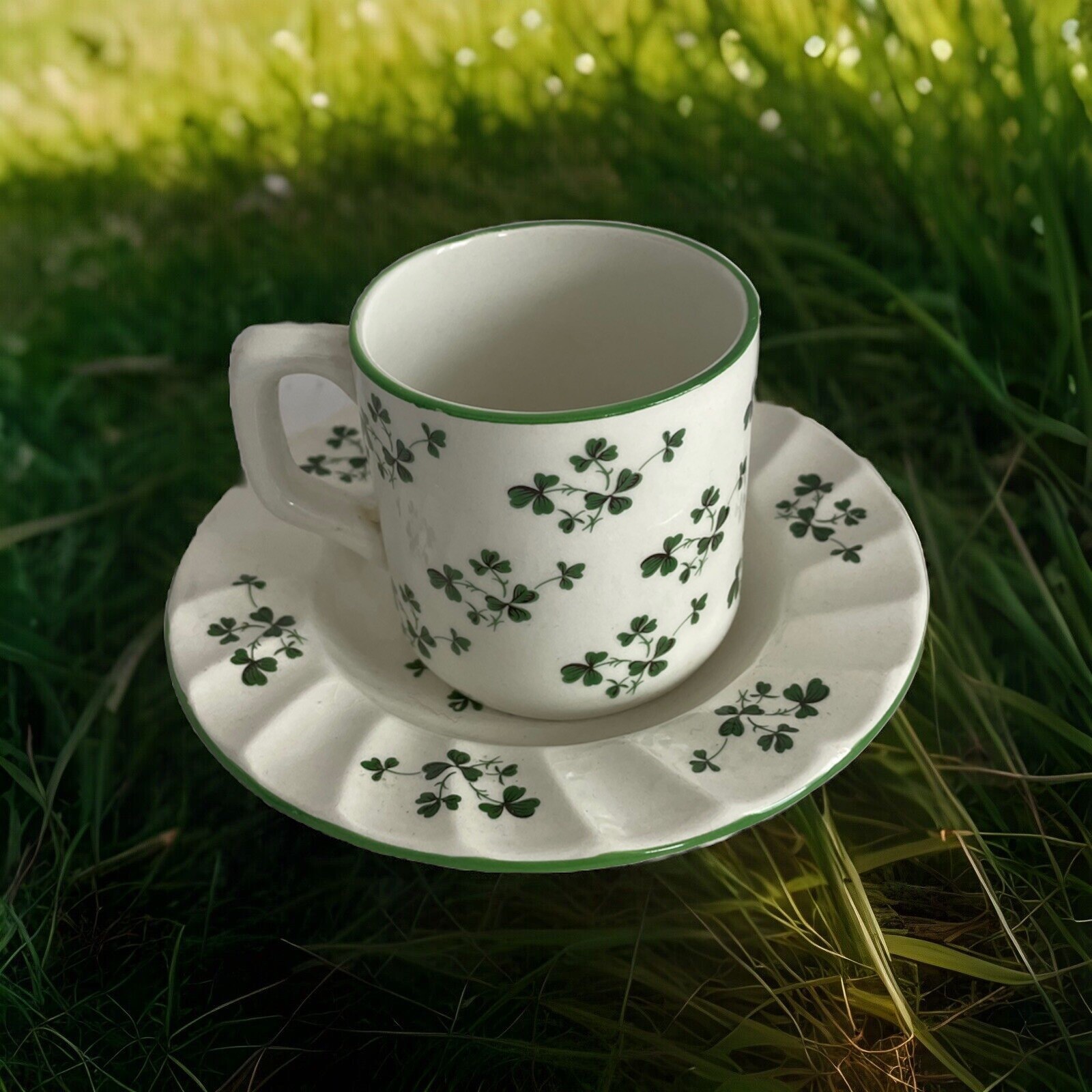 Carrigaline Irish Pottery Shamrock Clover Round Ceramic Ashtray Trinket Dish Cup