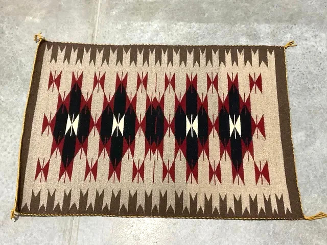 ANTIQUE NAVAJO KLAGETOH RUG,INTRICATE DESIGNS,HANDSPUN WOOL,EXCELLENT,C1940,NR