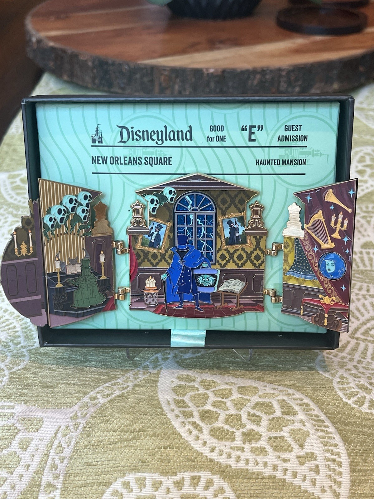 Disney D23 Expo 2026 MOG Attractions Haunted Mansion Panorama LE 400 Pin