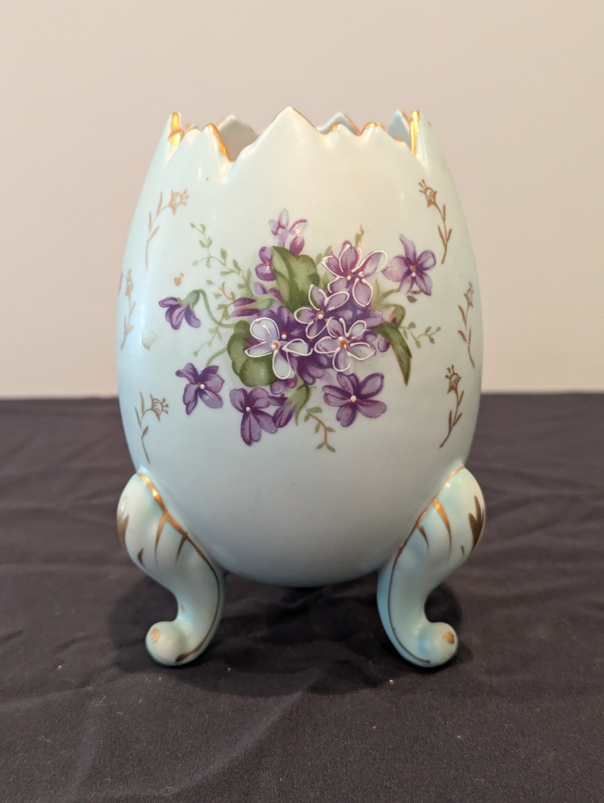 Vintage Hand Painted Footed Porcelain Egg Vase Blue Gold Trim 6\
