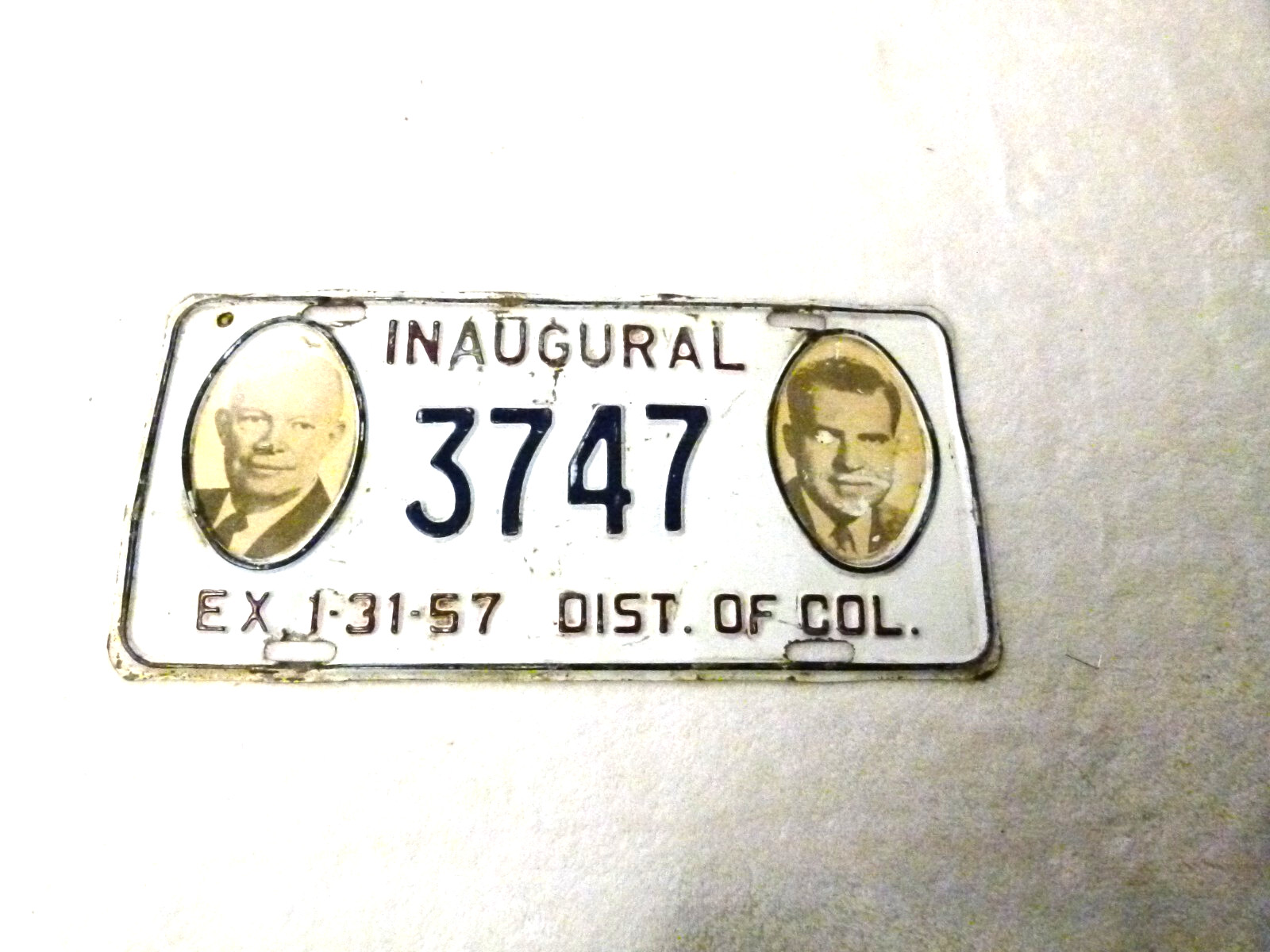 PRESIDENTIAL INAUGURATION PLATE 1956-1957 IKE HISTORICAL LICENSE PLATE
