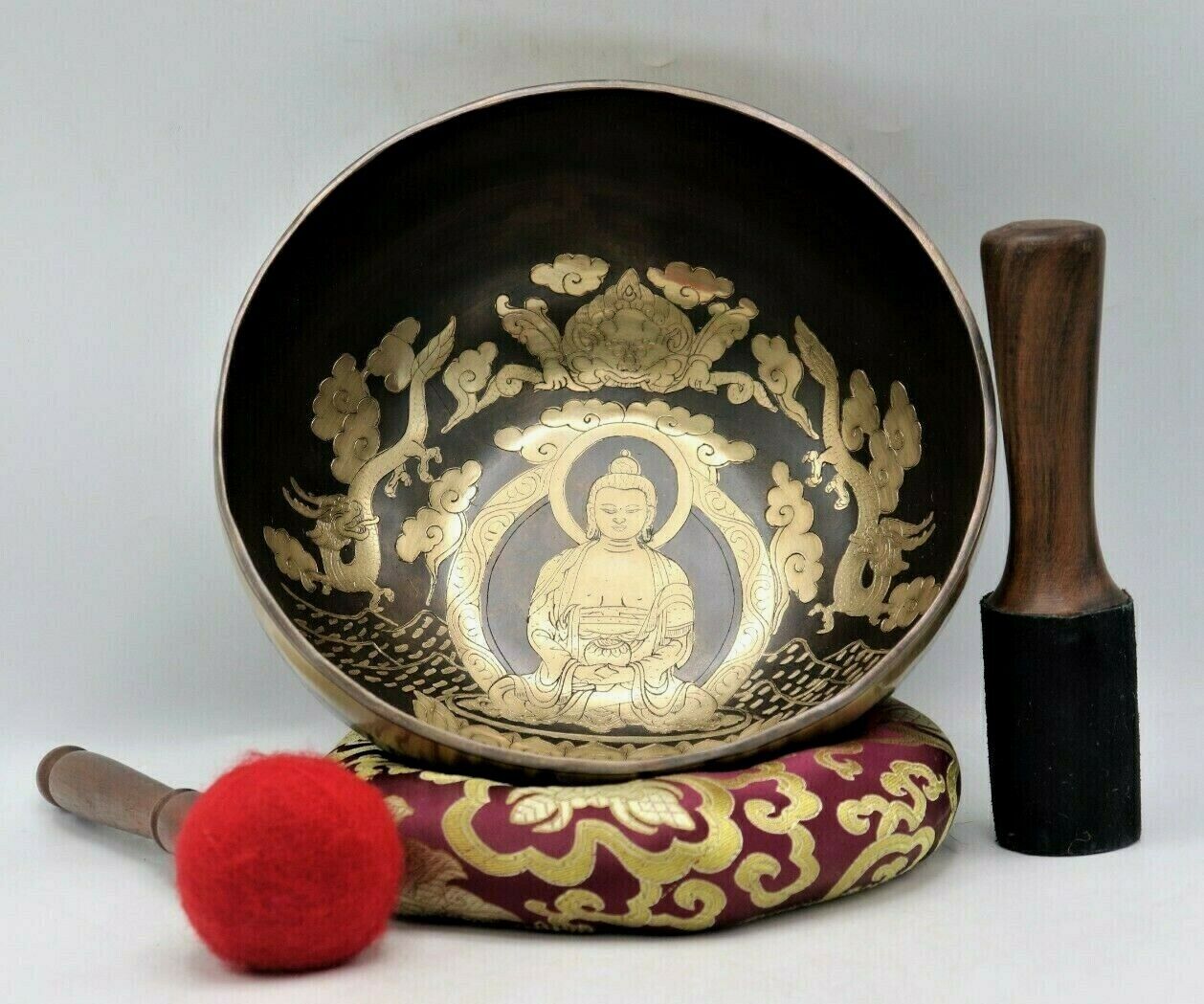 Mantra singing bowl with Gold carving, 9\