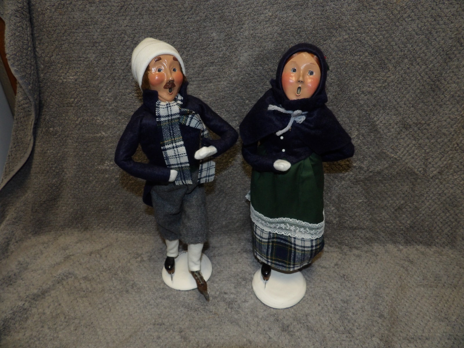 Byers Choice Carolers 1993 