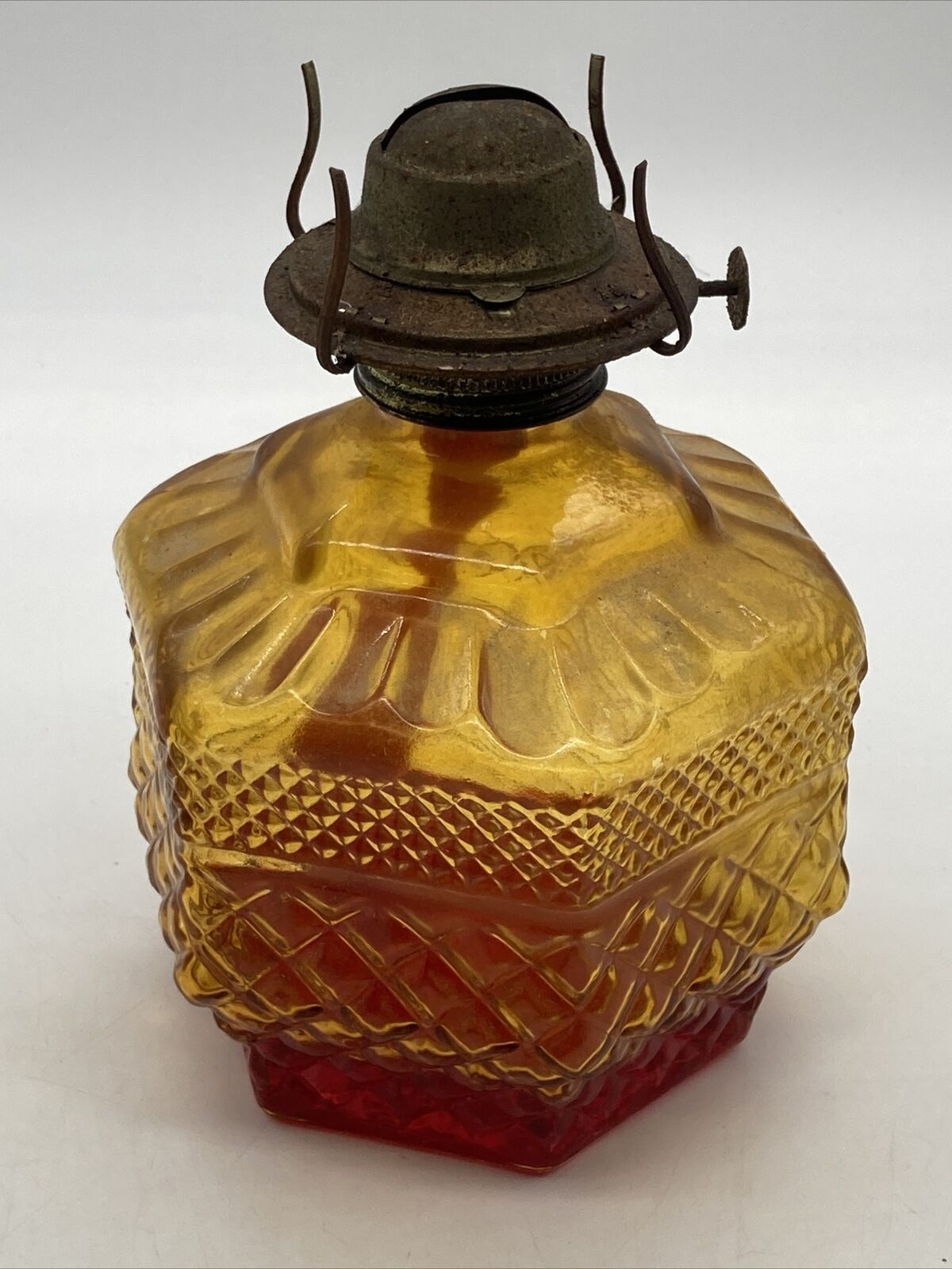 Vintage Tiara Exclusive Amber Sandwich Glass Oil Lamp Lantern Bottom Missing Shd