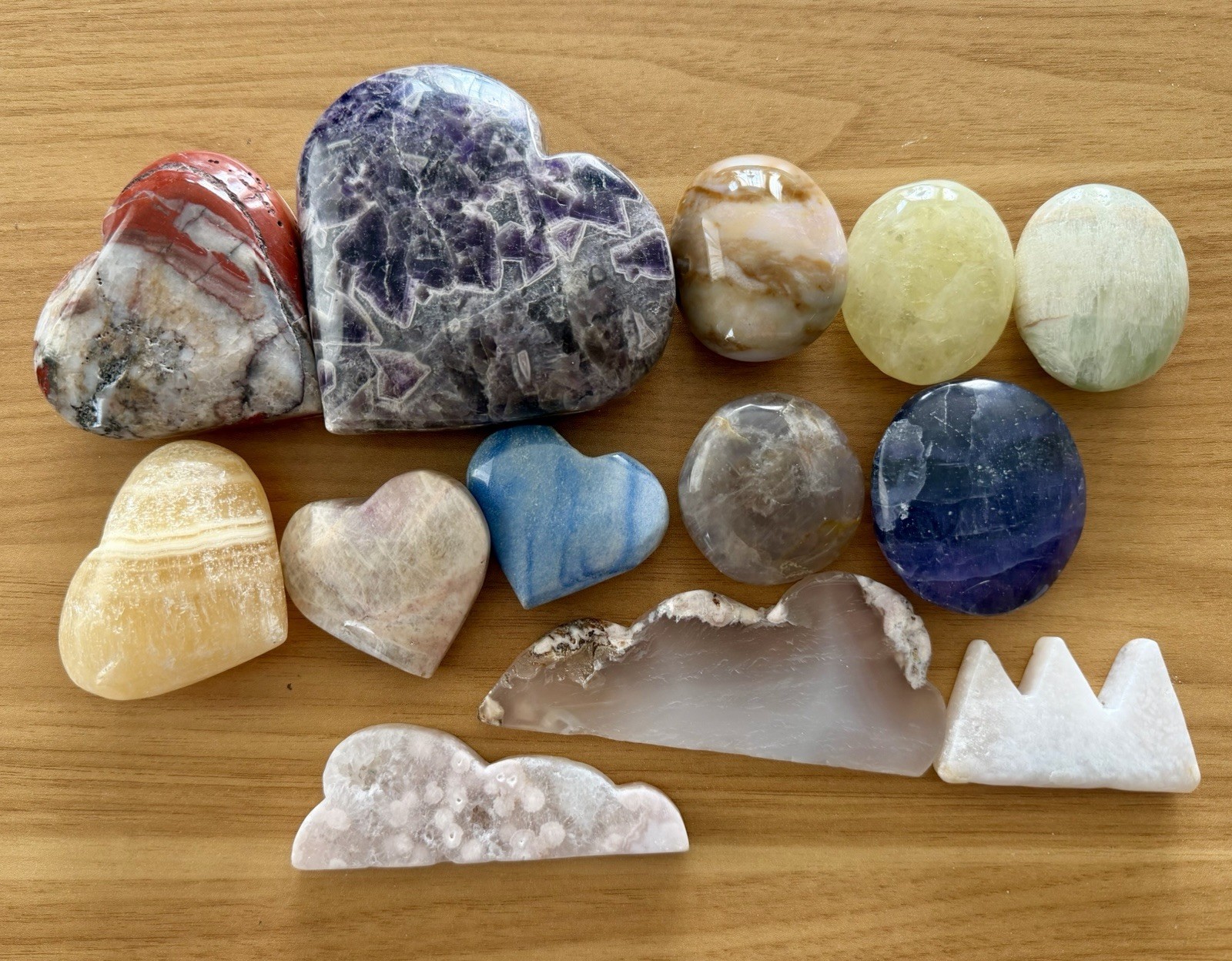 Crystal WHOLESALE Lot 13pcs Heart Palm Mountain Carvings Mineral Citrine Calcite