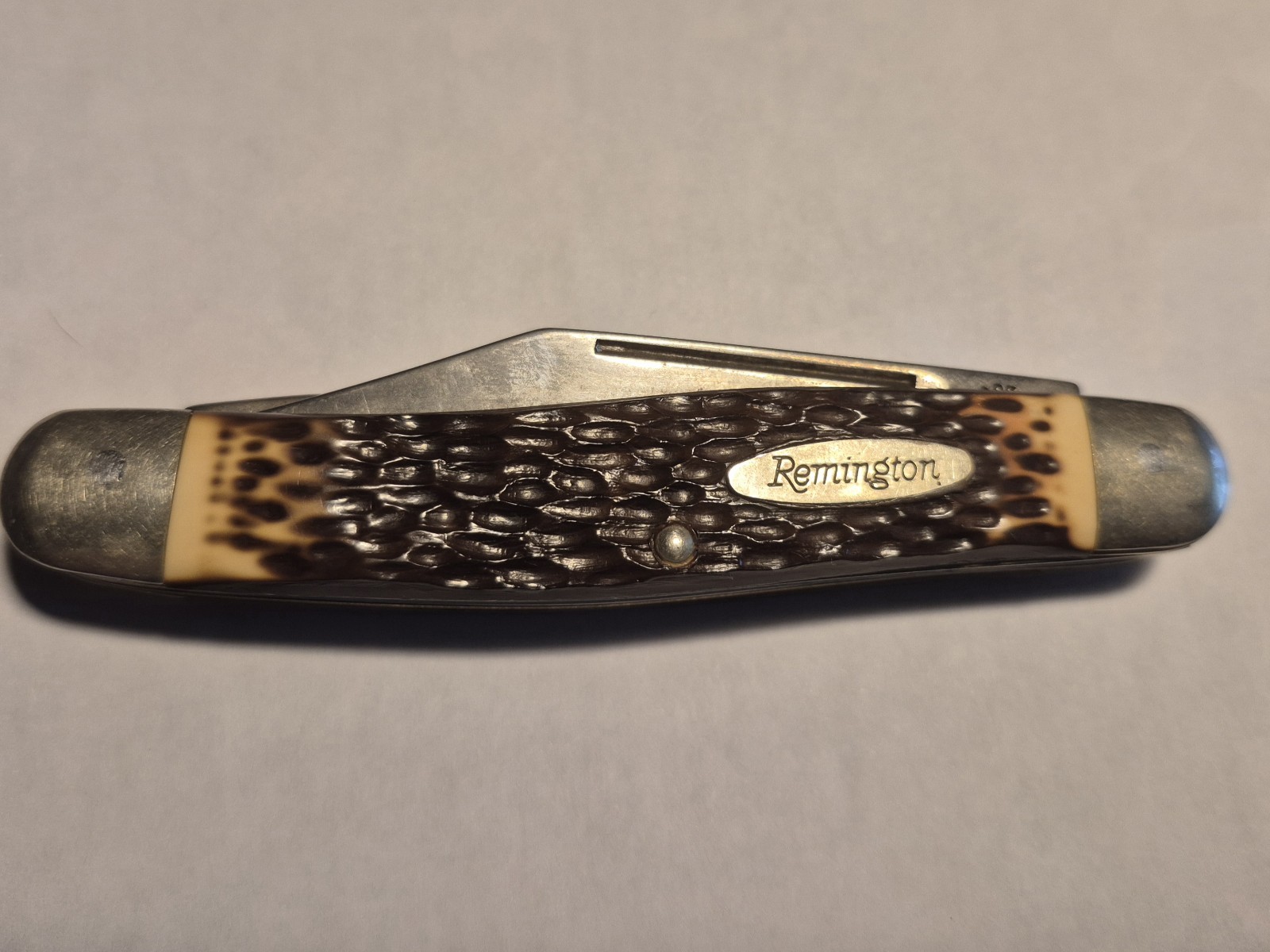 Remington USA Three Blade Stockman Knife, Jigged Delrin, Factory Edge Unsharpend