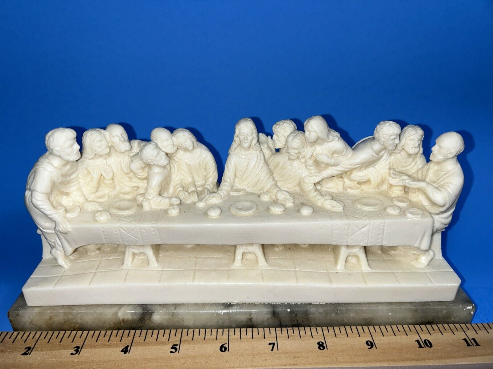 Vtg LAST SUPPER Hand Carved ITALY 10” x 3.5” Carved Alabaster Signed Heavy PAT