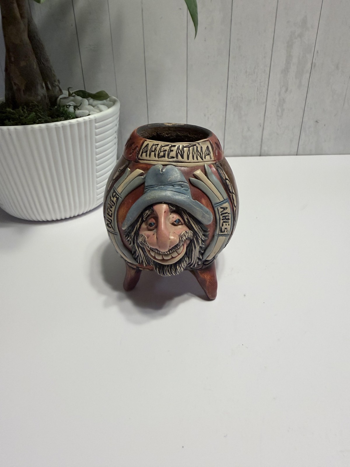 Argentina Buenos Aires Yerba Mate Gourd Cup Man Face Tripod Small Decor Souvenir