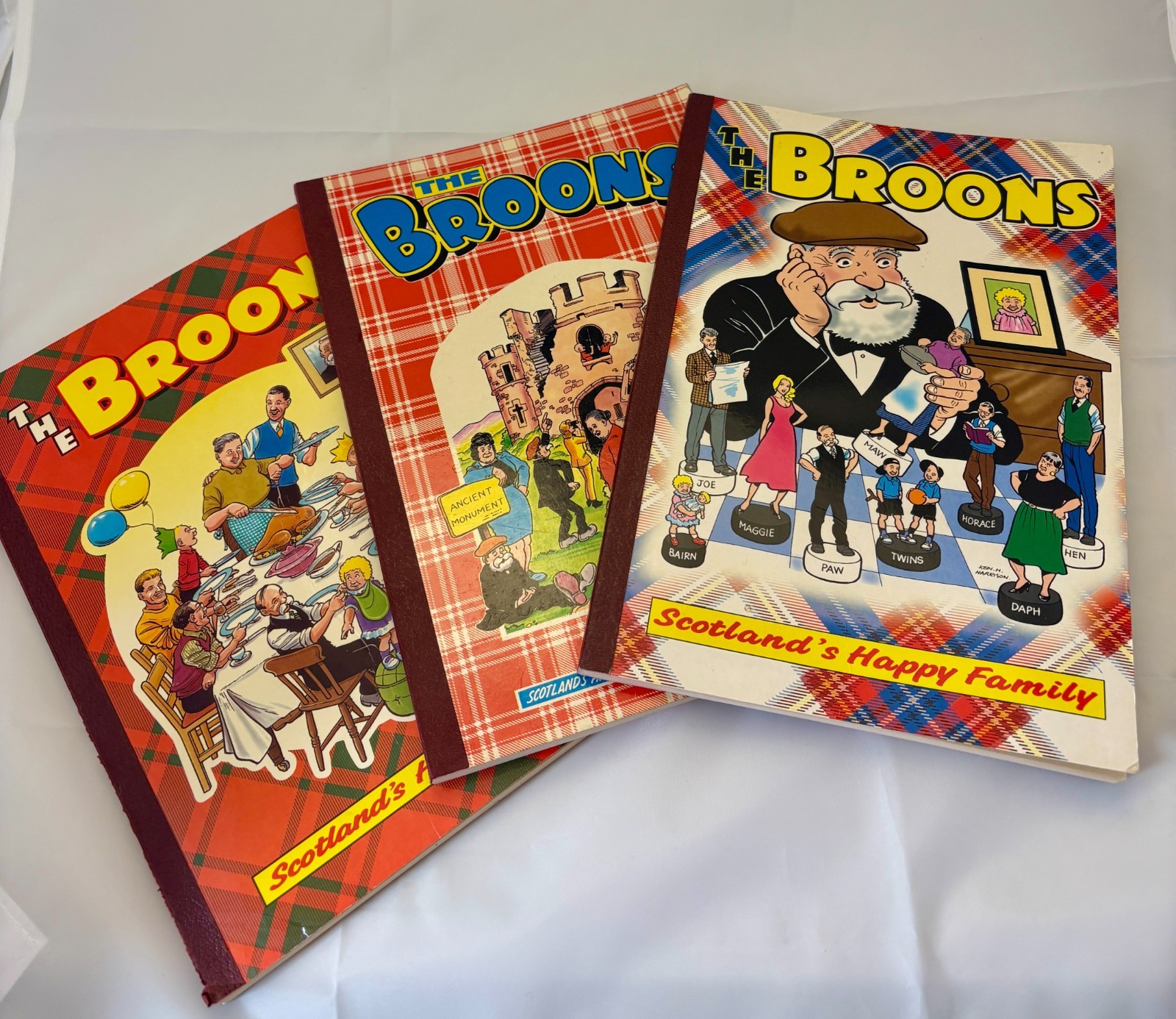 The Broons Scotland\'s Happy Family Vintage Annuals Lot of 3 DC Thomson Comics