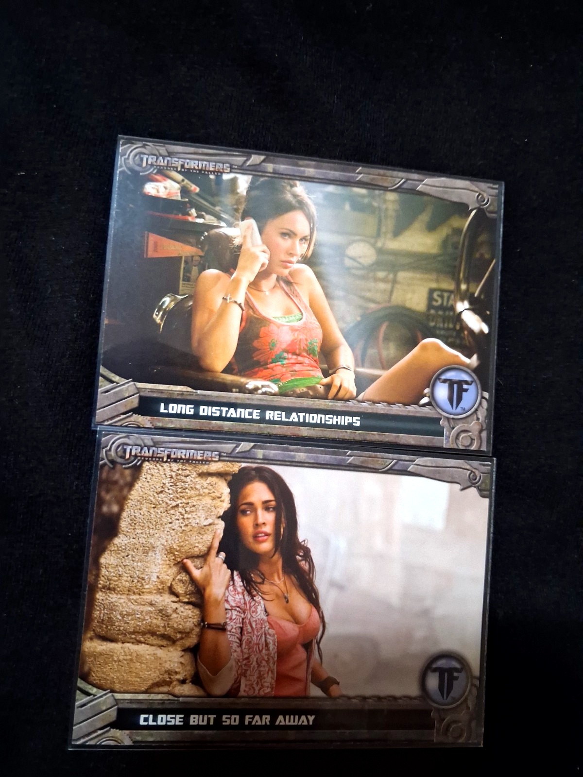 MEGAN Fox long distance relationship MIKAELA BANKS #36 2013 TRANSFORMERS CARD