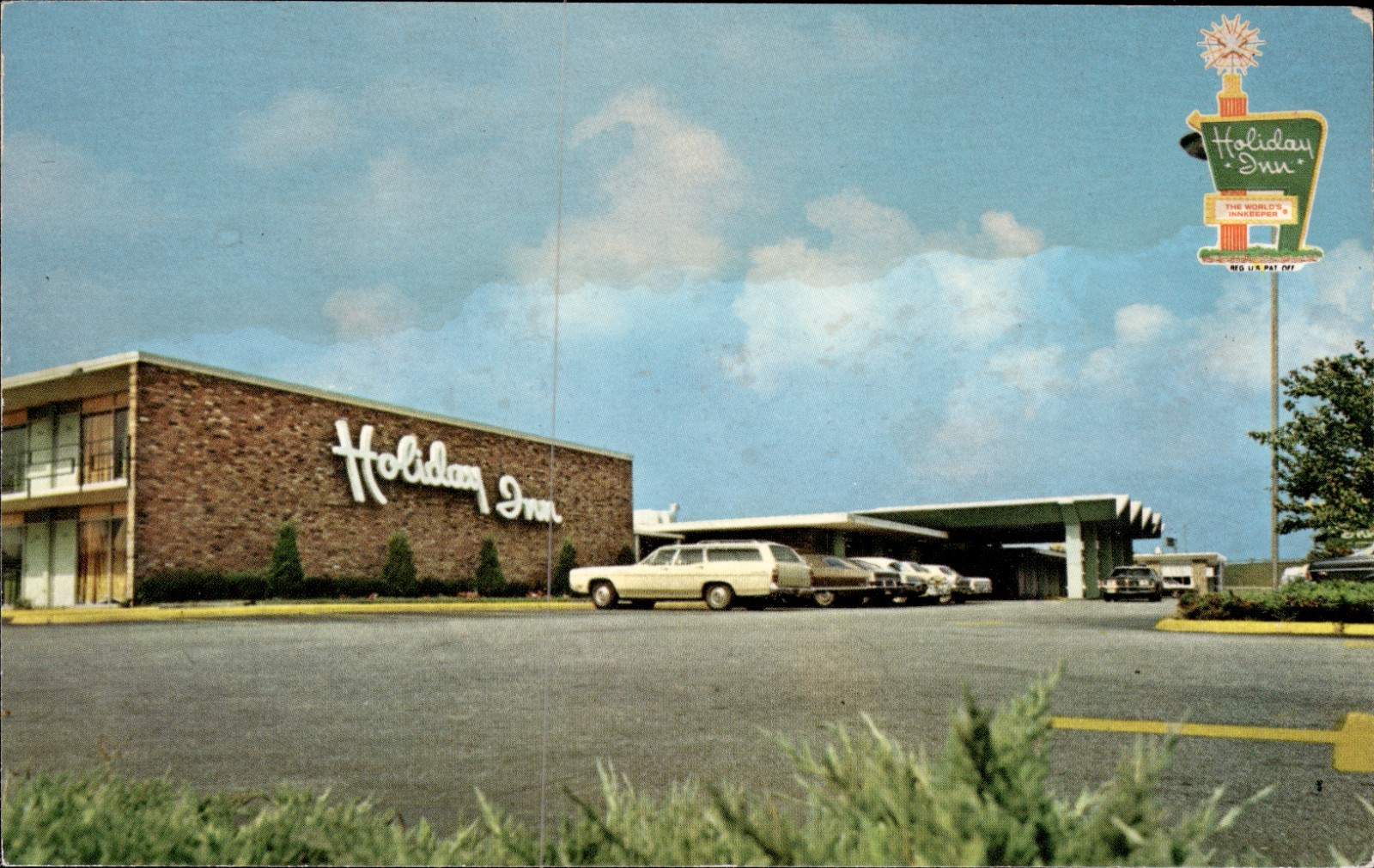 Holiday Inn Postcard East Peoria Illinois Caterpillar Trail Interstate 74 Holiday Inn Postcard East Peoria Illinois Caterpillar Trail Interstate 74