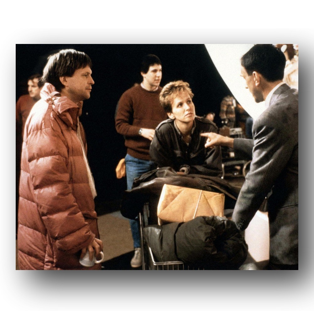 Kim Greist Jonathan Pryce Terry Gilliam Photo 8x10 Brazil Film Set 1985