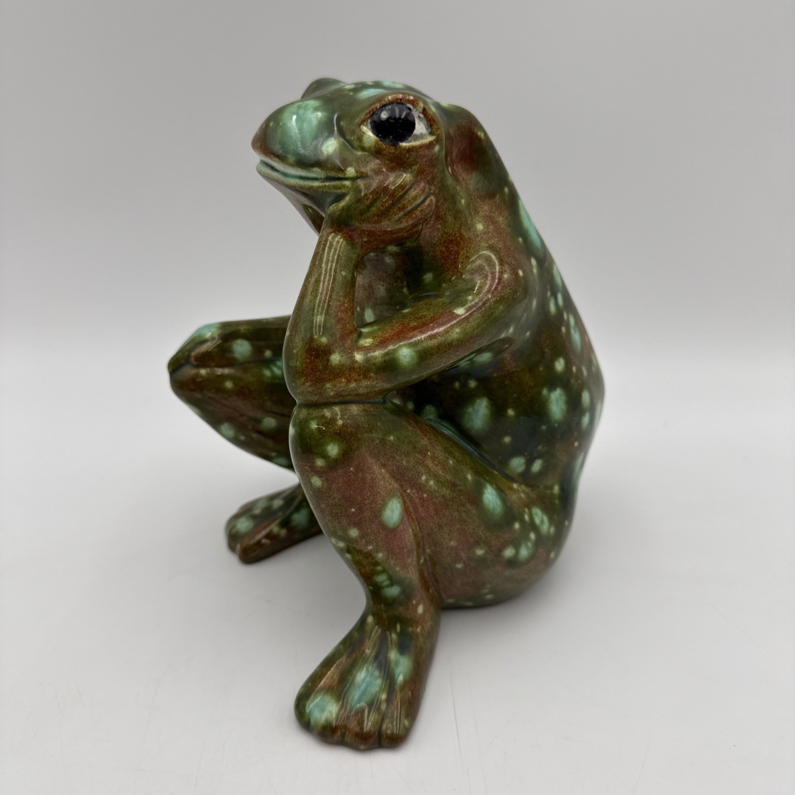 Vintage Arnels Thinker Spotted Frog Green Glossy Ceramic Figurine Vintage Arnels Thinker Spotted Frog Green Glossy Ceramic Figurine