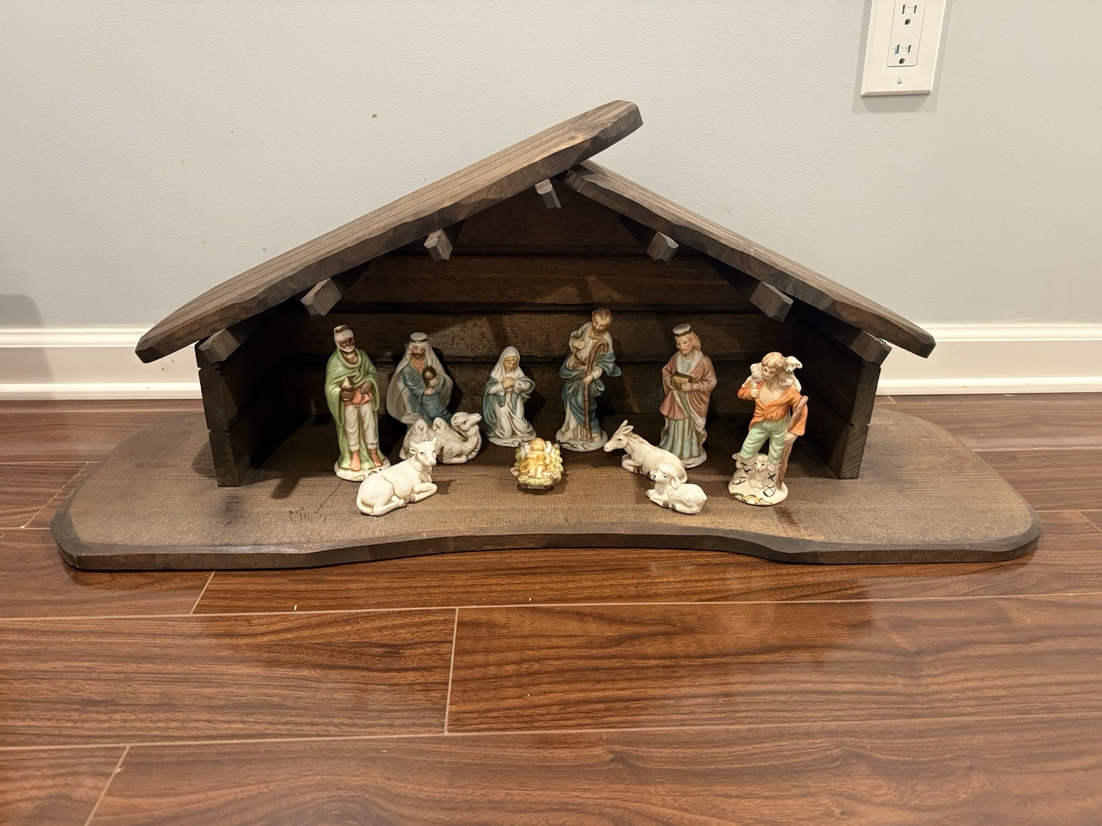 11 PC Vintage Ceramic Nativity Set + Large 35” Custom Rustic Wooden Stable