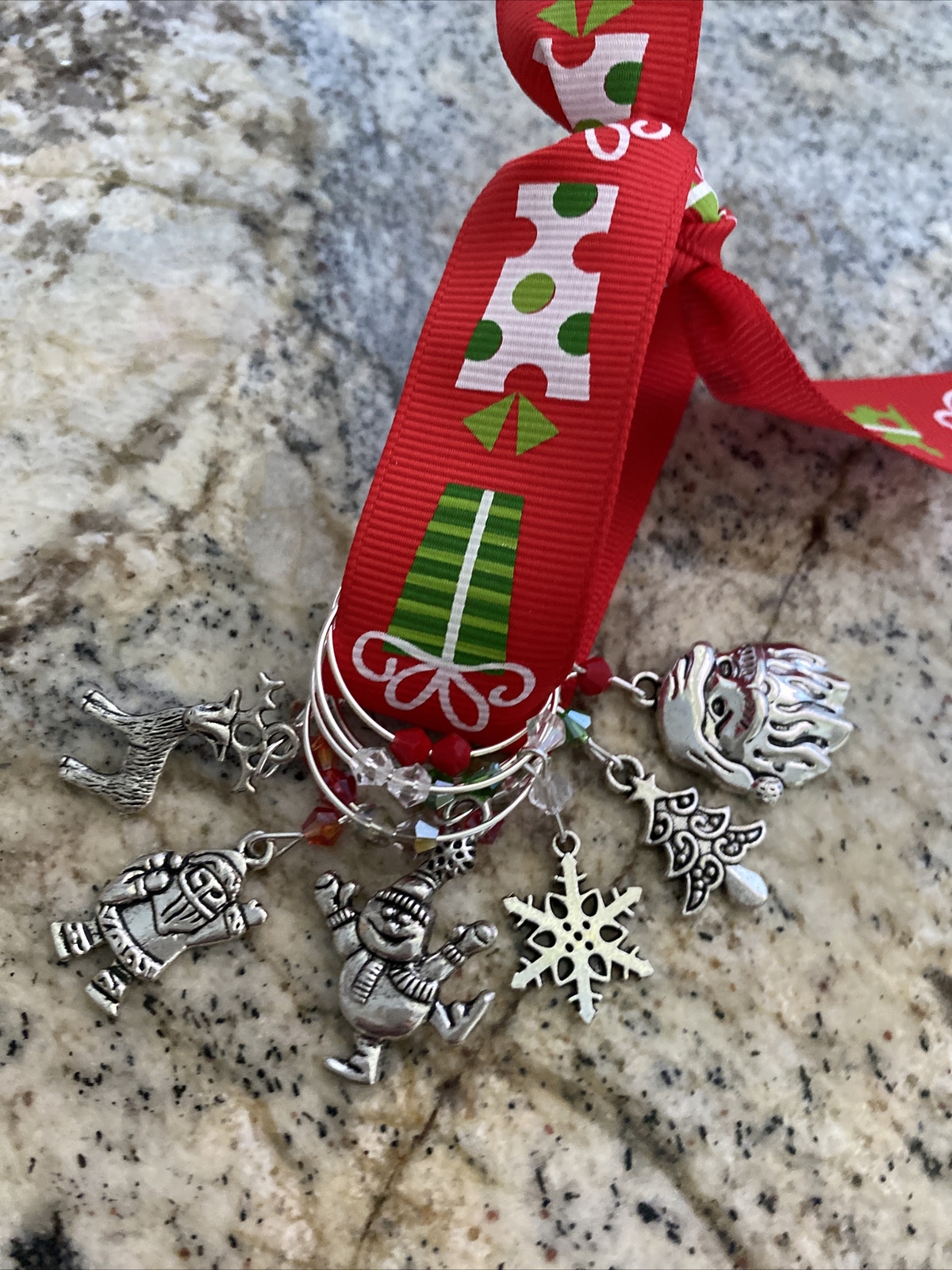 SALE Christmas SANTA Wine Charms  Set Of 6   STOCKING STUFFERS WINE BAR SUPPLIES