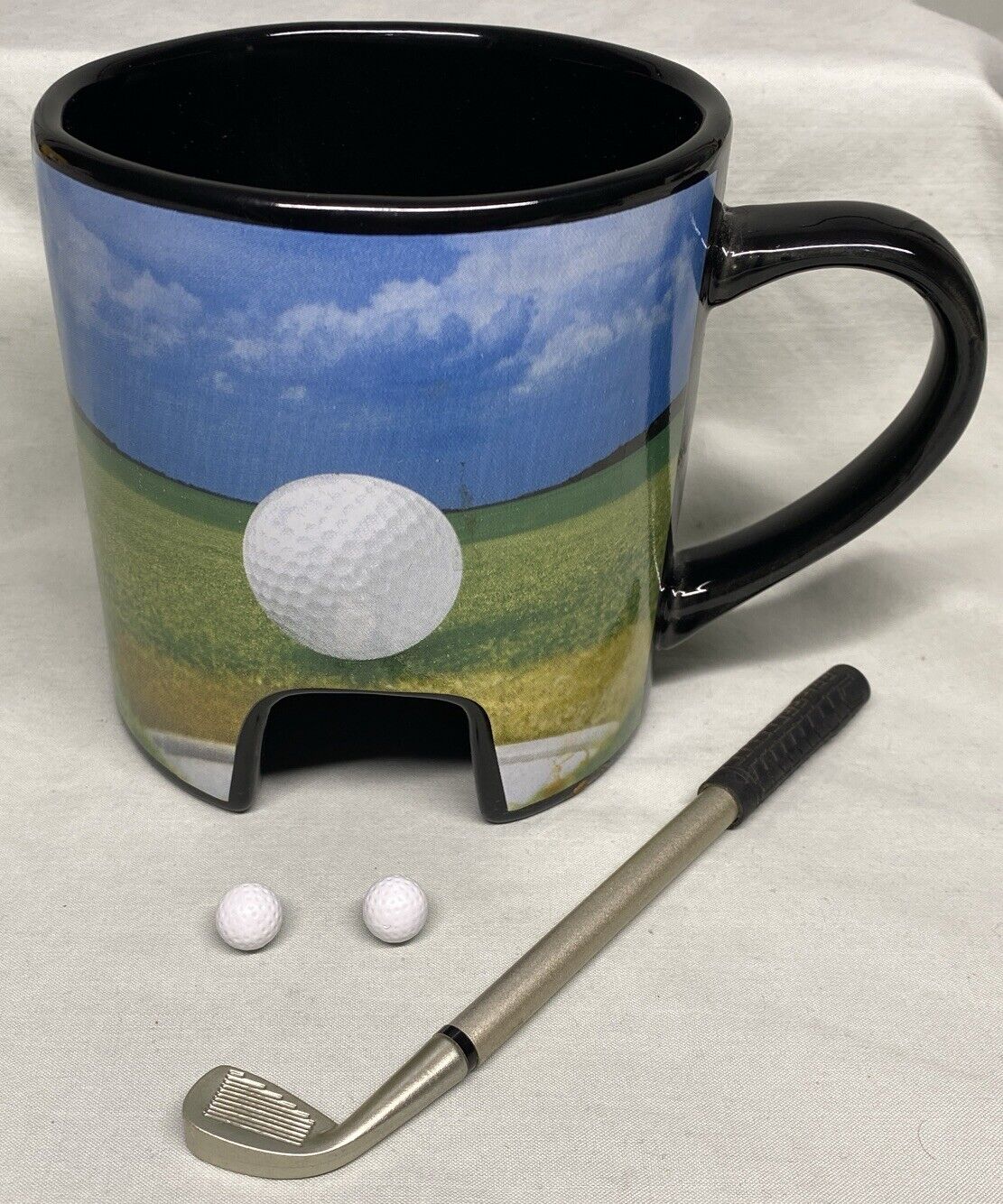 Maud Borup 20oz Golfing Tea Coffee Mug Cup Complete w/ Mini Golf Club & 2 Balls