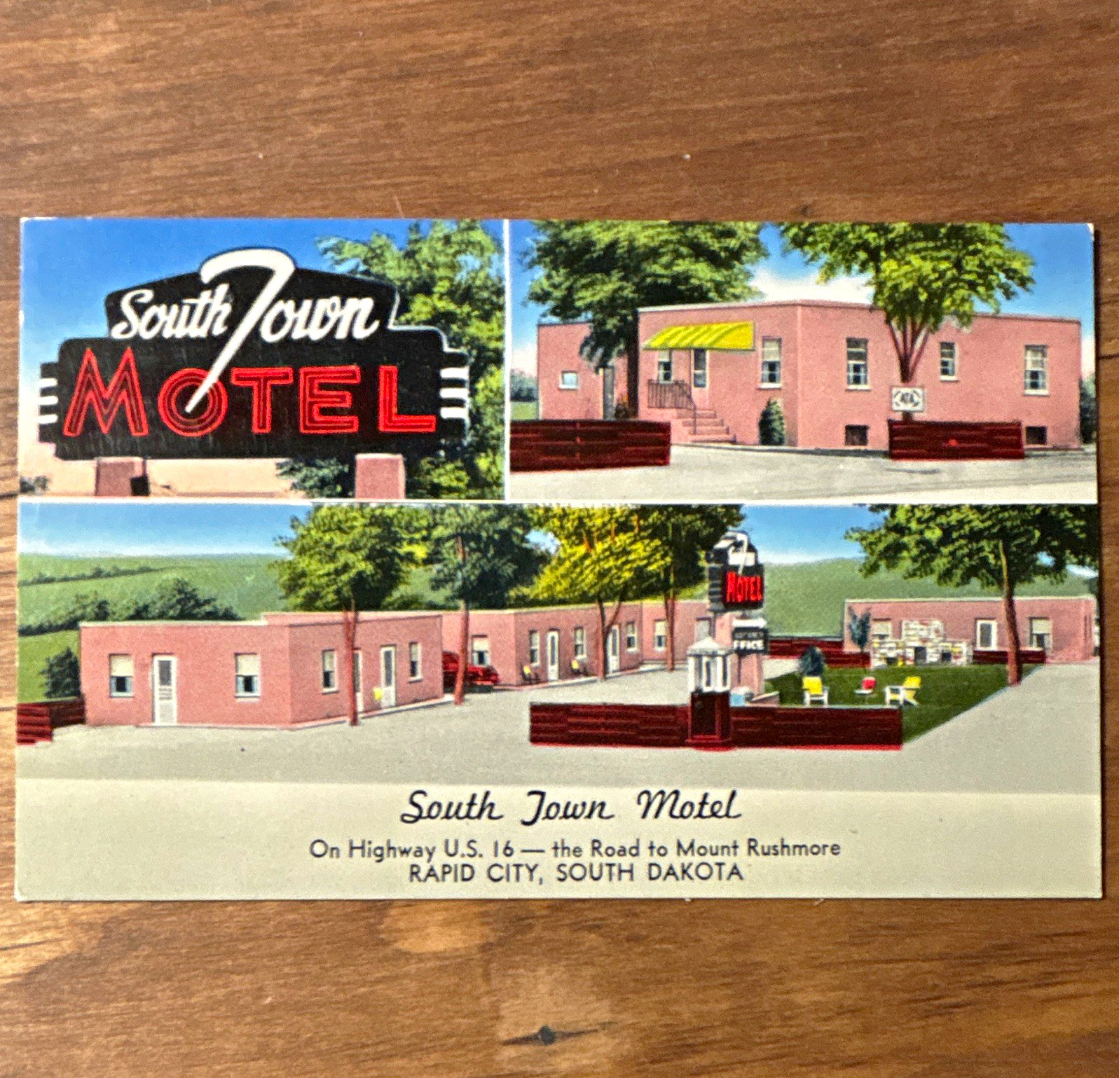 Louis Card Co. South Town Motel Rapid City SD Photochrome Postcard, 3 views