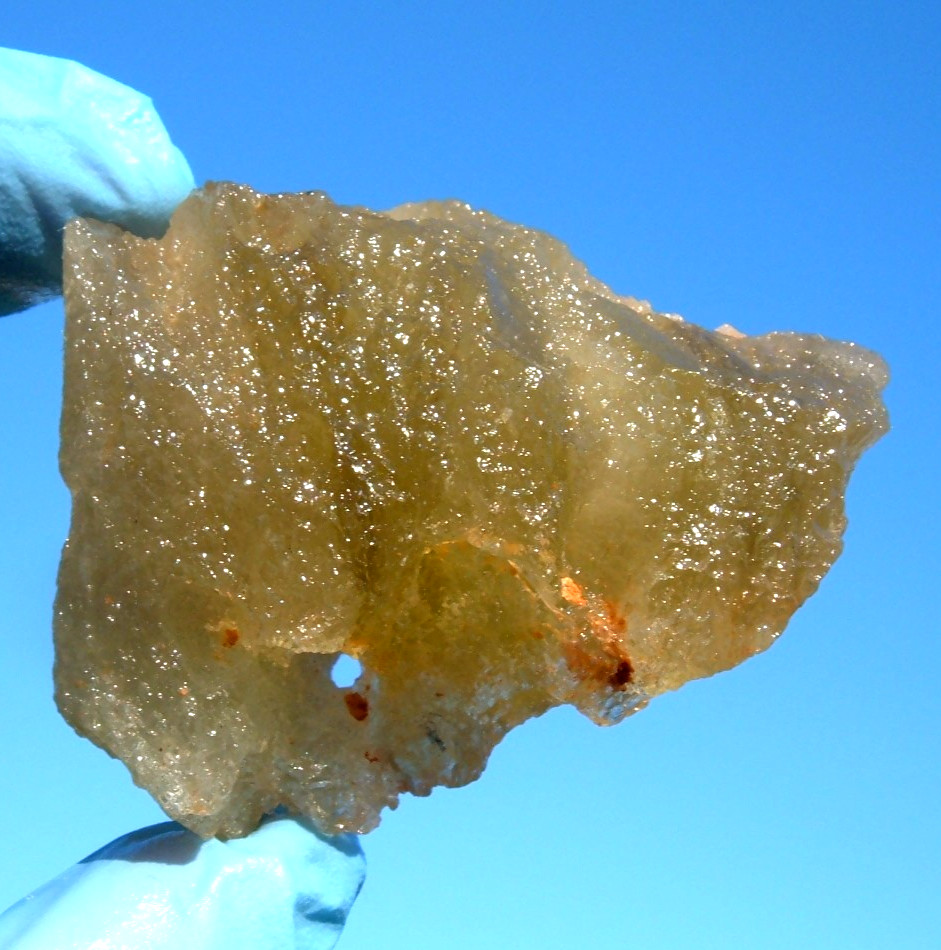 Libyan Desert Glass Meteorite Tektite impact specimen( 855 crt) Natural Hole
