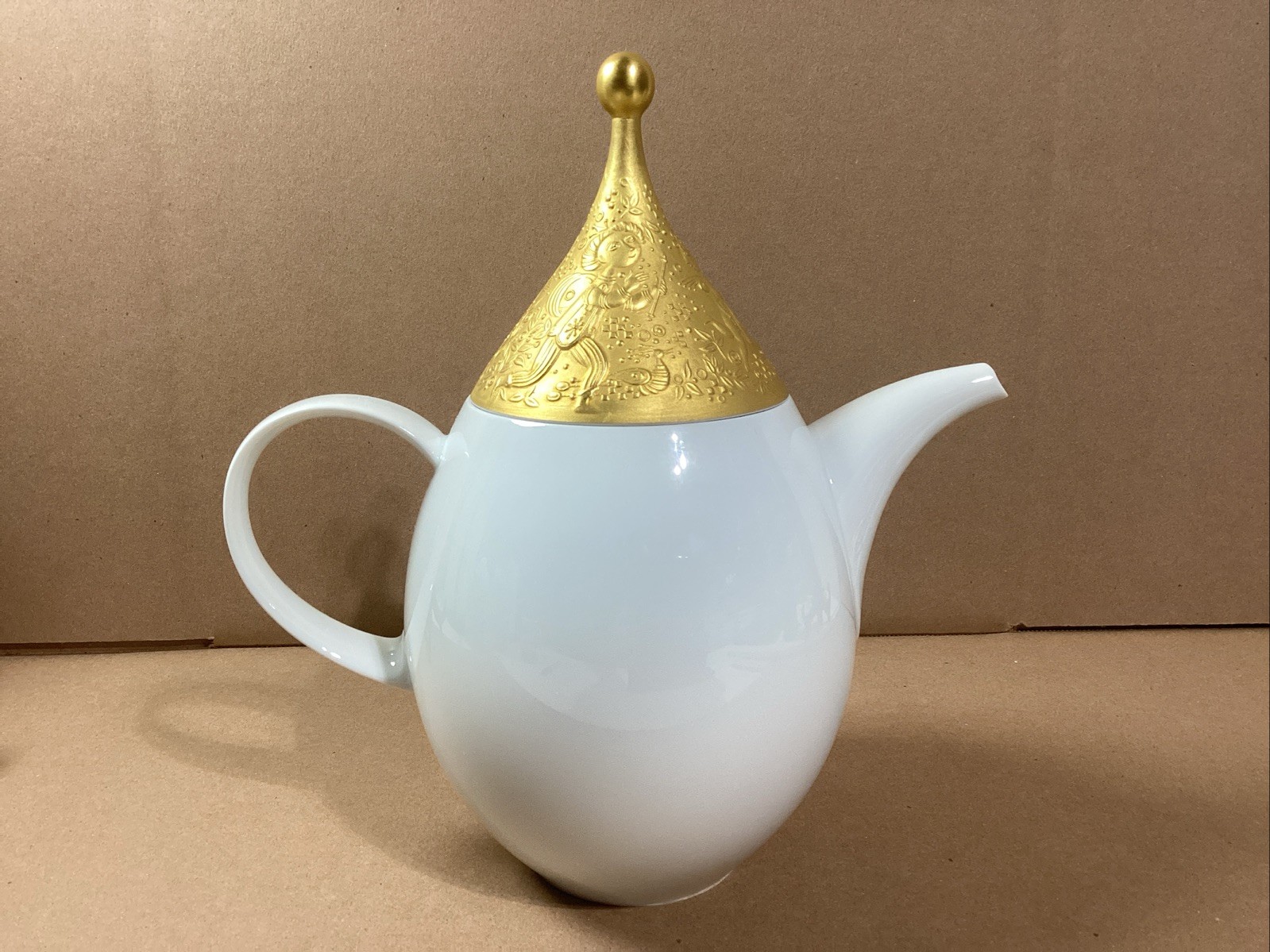 Bjorn Wiinblad Rosenthal Magic Flute Sarastro Coffee Pot 9.5” EXCELLENT