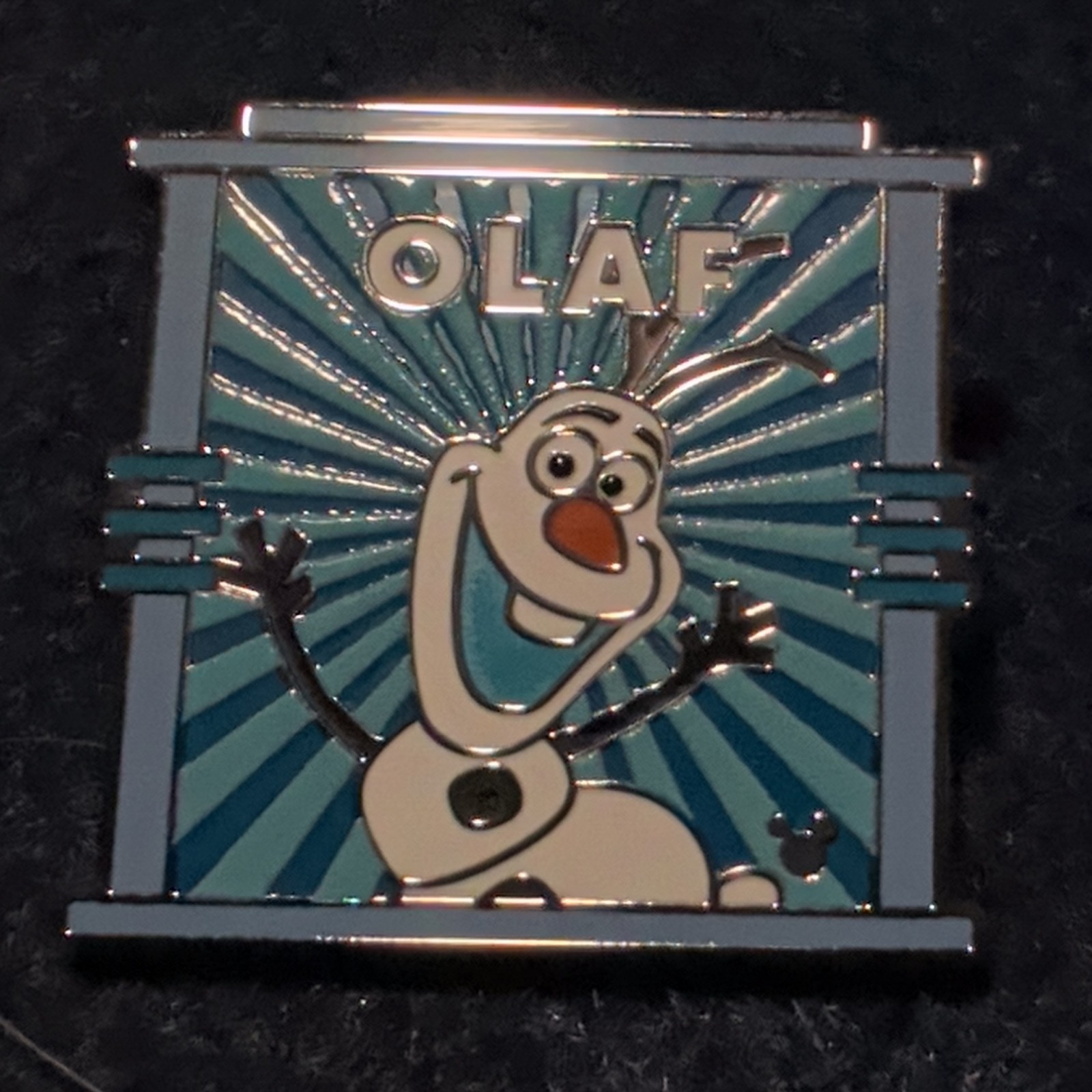 WDW Disney Mystery Pin Hidden Mickey 2026 Wave B Parking Lot Signs - Olaf Chaser