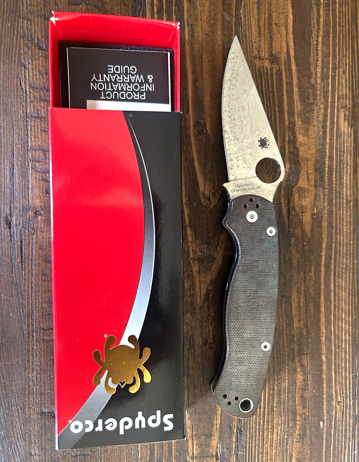 Spyderco Paramilitary 2 CPM Cru-Wear Plain Edge Black G-10 Knife