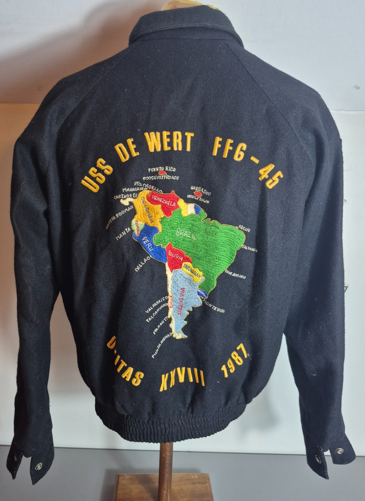VTG 1980s US Navy Cruise Jacket Wool Blend USS DE WERT FFG-45 Patches M Medium