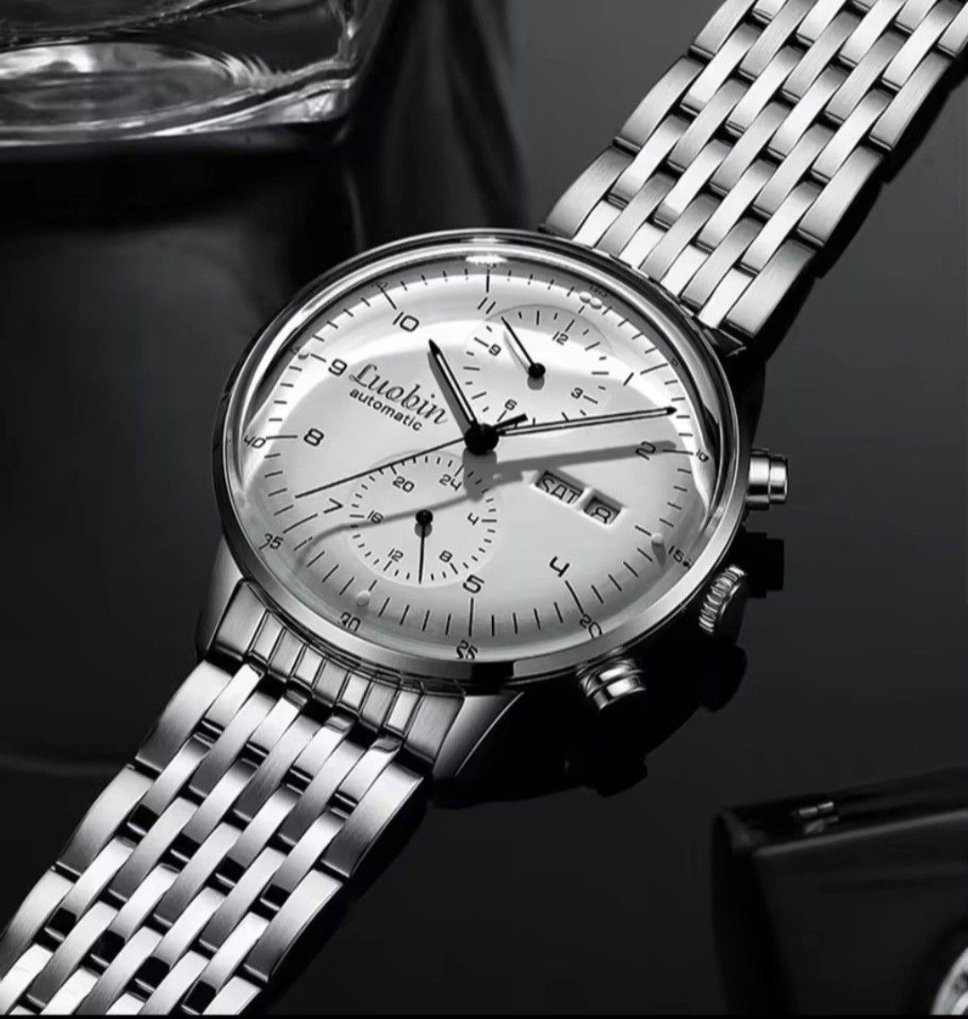 Unused Mechanical Multifunction Automatic 42mm Business Wristwatch with Leather