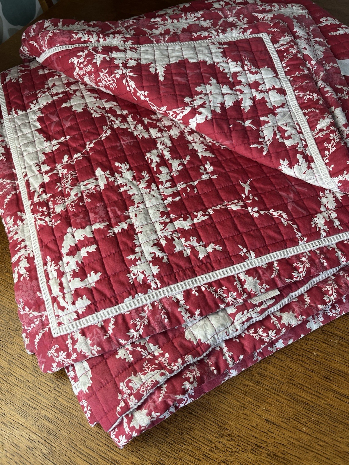Vintage Sheridan Quilted Bedspread-French Toile 