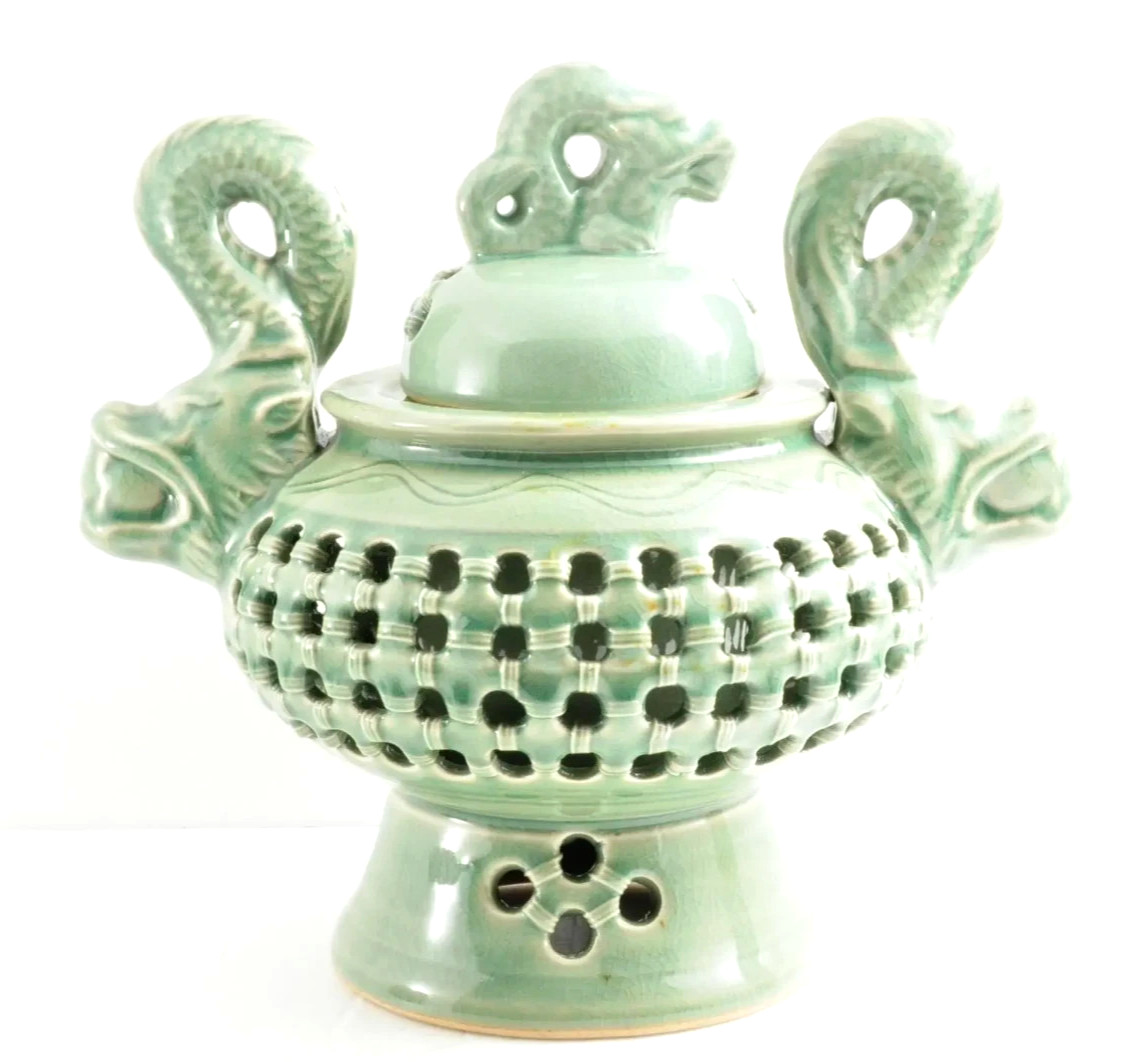 Korean Goryeo celadon incense burner 1970\'s unused ship from Japan