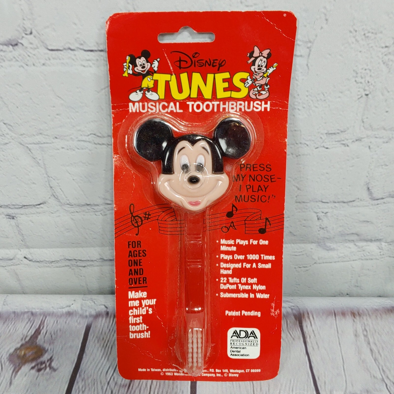 Disney Toons 1963 Mickey Mouse Musical Toothbrush VTG- NEW IN ORIGINAL PACKAGE