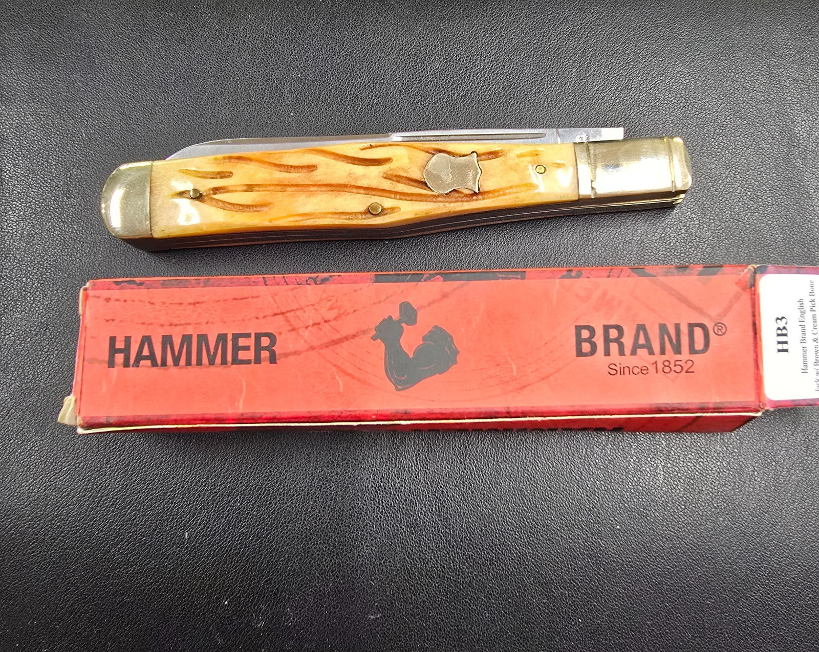 Hammer Brand HB3 Large Swell Center Knife Slim Coke Bottle Worm Grove Bone Hammer Brand HB3 Large Swell Center Knife Slim Coke Bottle Worm Grove Bone