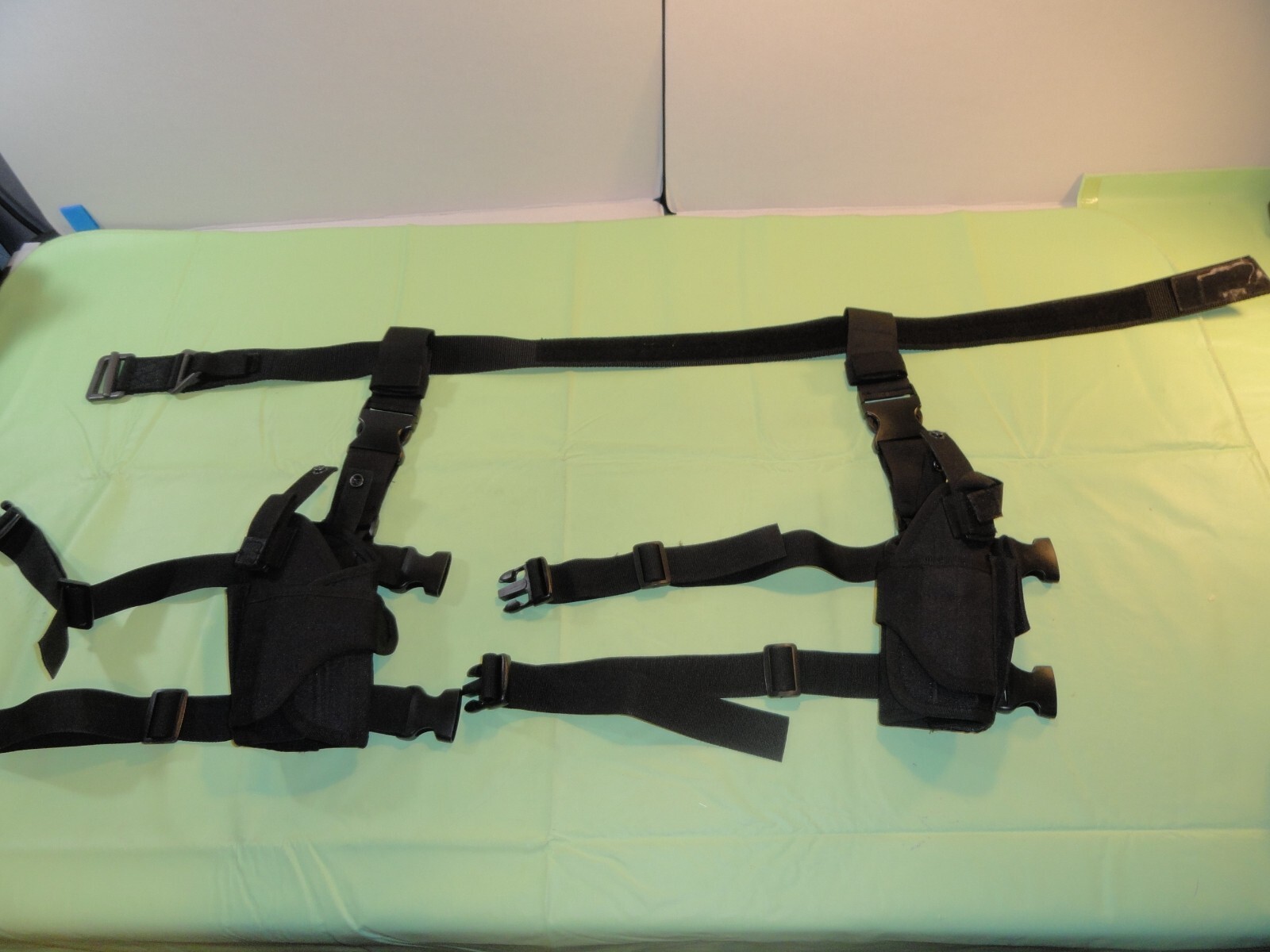 BLACKHAWK DOUBLE HOLSTER  RIG