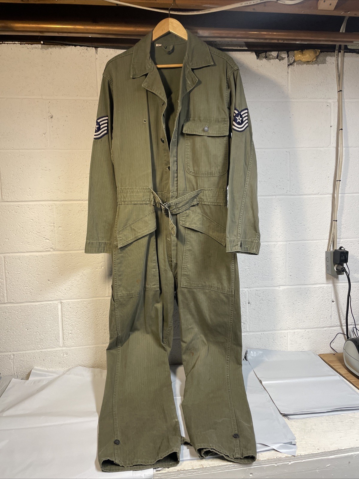 WW2 US Air Force HBT Mechanic Coveralls 13 Star Buttons Military Vtg Patches 38L WW2 US Air Force HBT Mechanic Coveralls 13 Star Buttons Military Vtg Patches 38L
