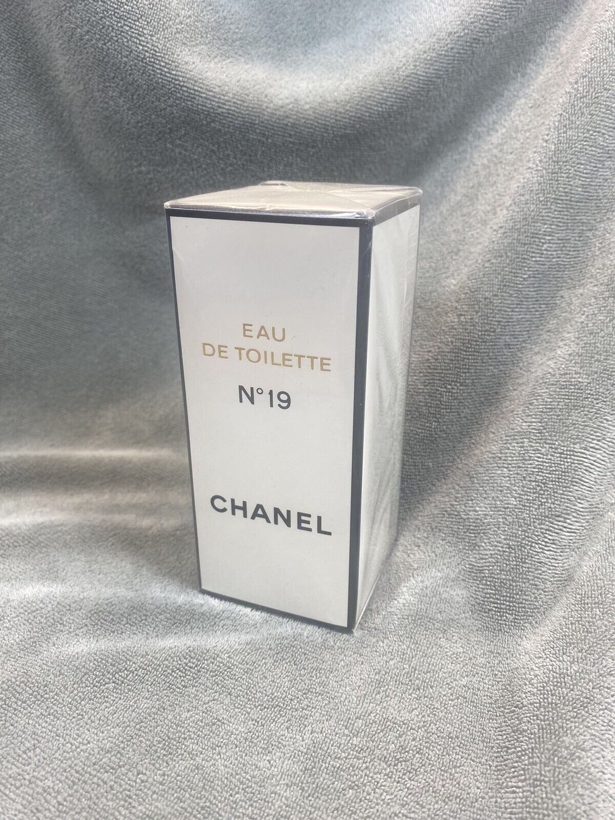 VTG Chanel No 19 EDT  Parfum 100 ml RARE London W1X3DA Compound SEALED 90s NOS