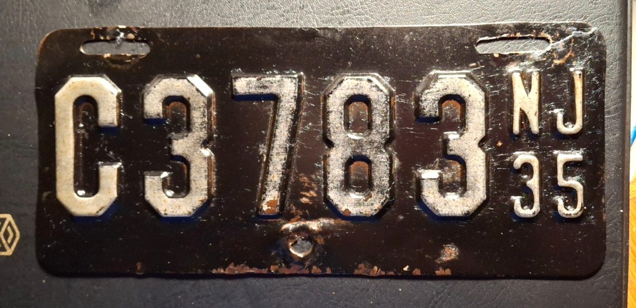🏍 - NEW JERSEY - 1935 motorcycle license plate - all original, well used TOUGH