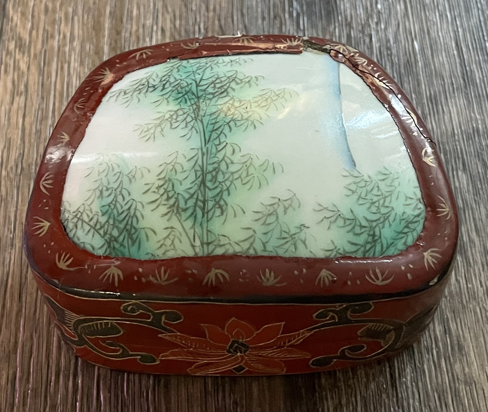 Vintage Chinese Shard Lidded Trinket Box Hand Painted Green Bamboo Ceramic