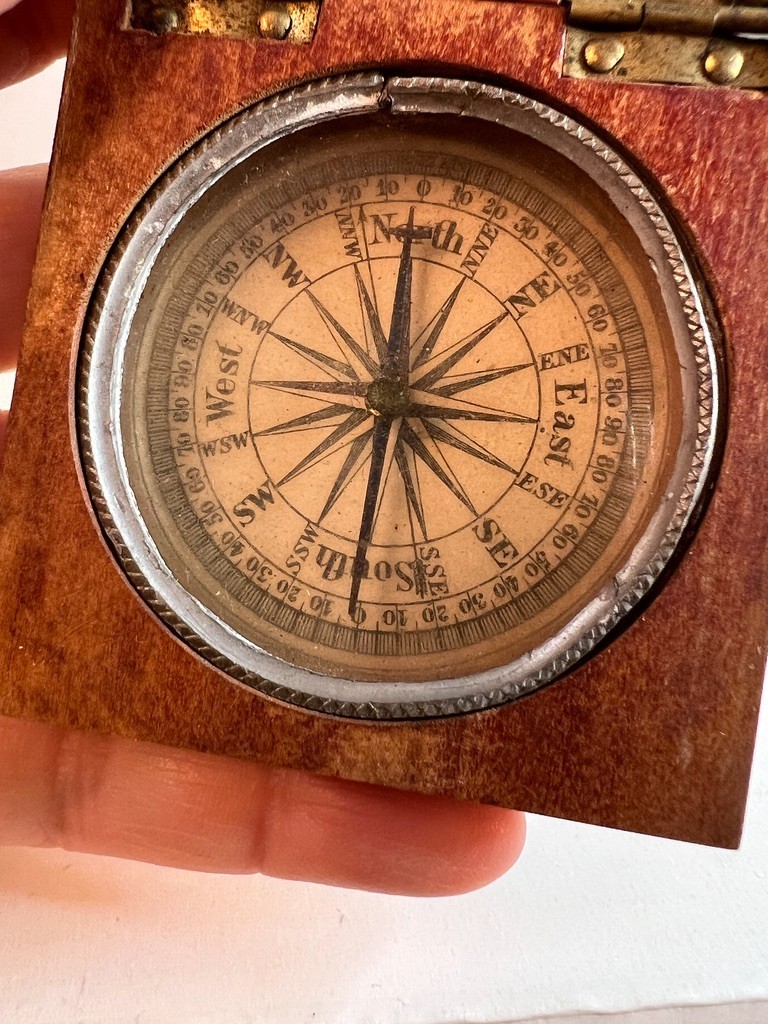 Antique TRAVEL COMPASS Wood BOX with Latch NOT WORKING AS IS LOVELY 2