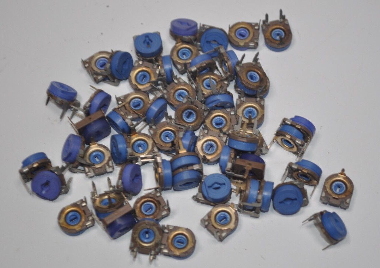Lot of 60 CTS NOS 5K Ohm Trim Pot Linear Potentiometer Variable Resistor