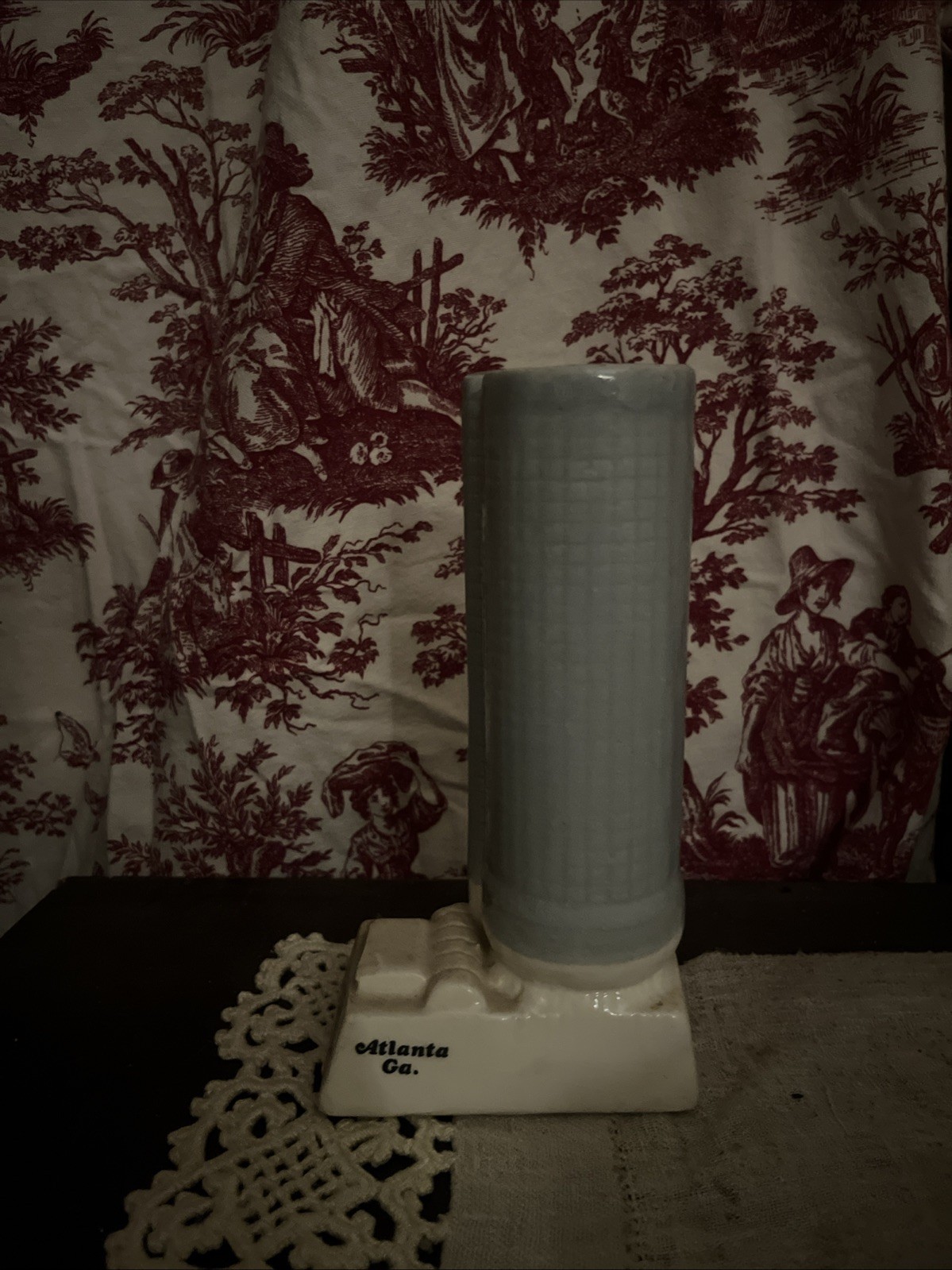 1979 Peachtree Plaza America’s Tallest Hotel Building Porcelain Vase